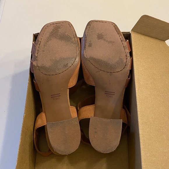 Toms | Estella | Tan Leather/Suede Block Heel Sandals - Picture 15 of 15